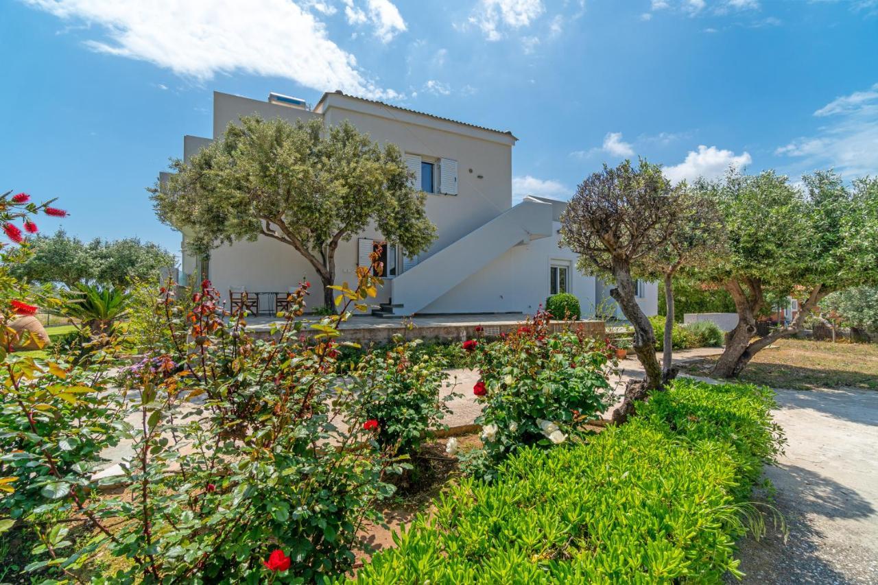 Legrena House Holiday home