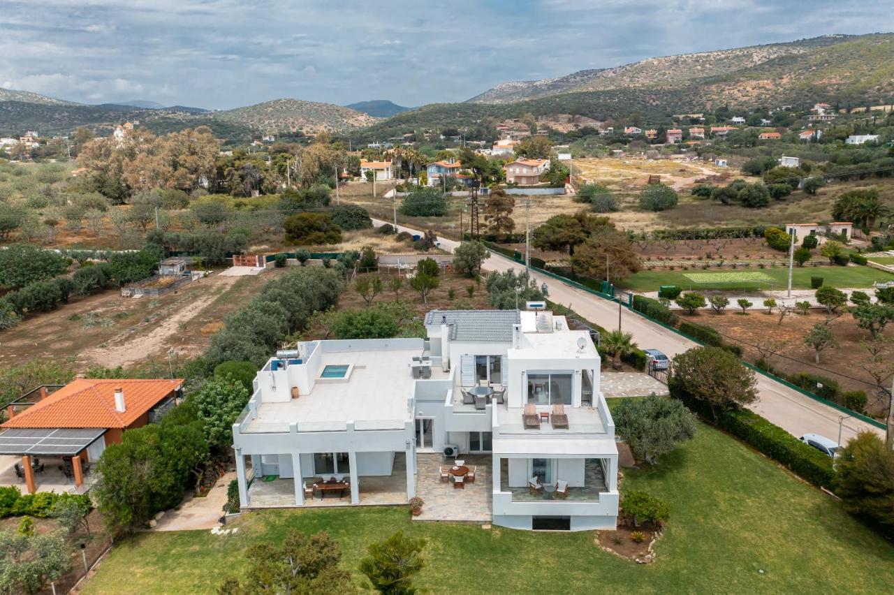 Legrena House Holiday home