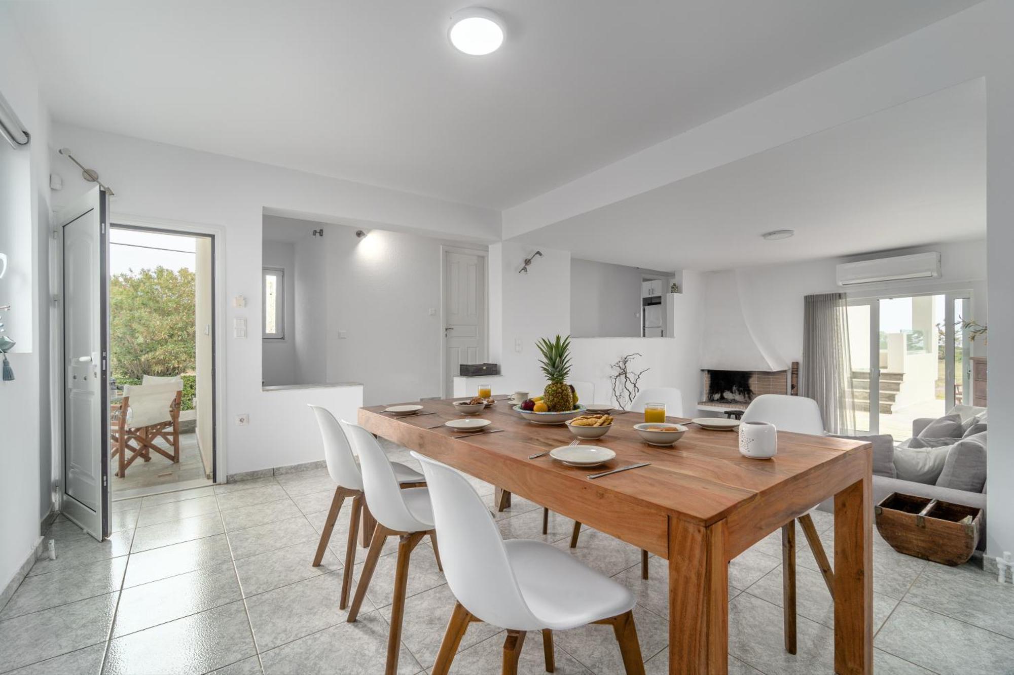 Legrena House Holiday home *