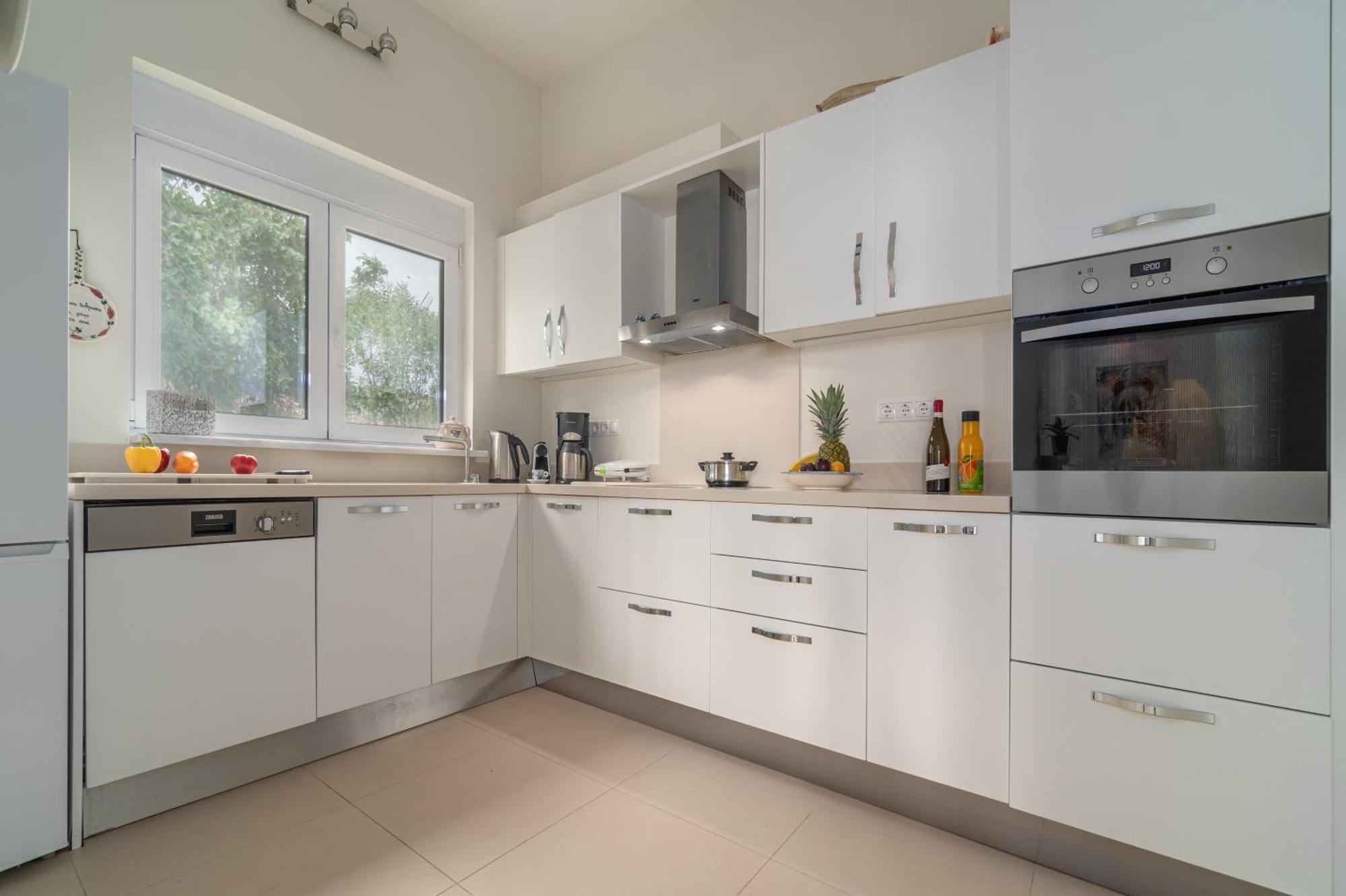 Legrena House Holiday home