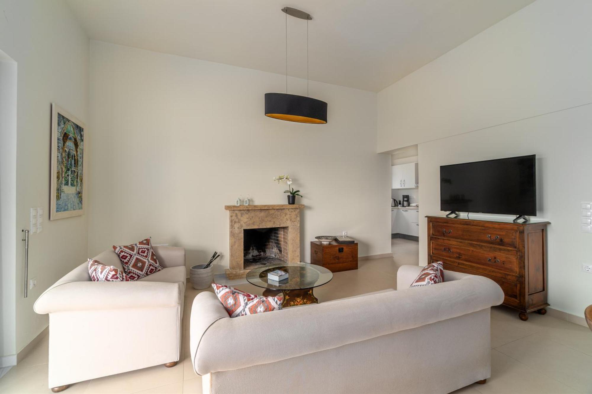 Legrena House Holiday home *